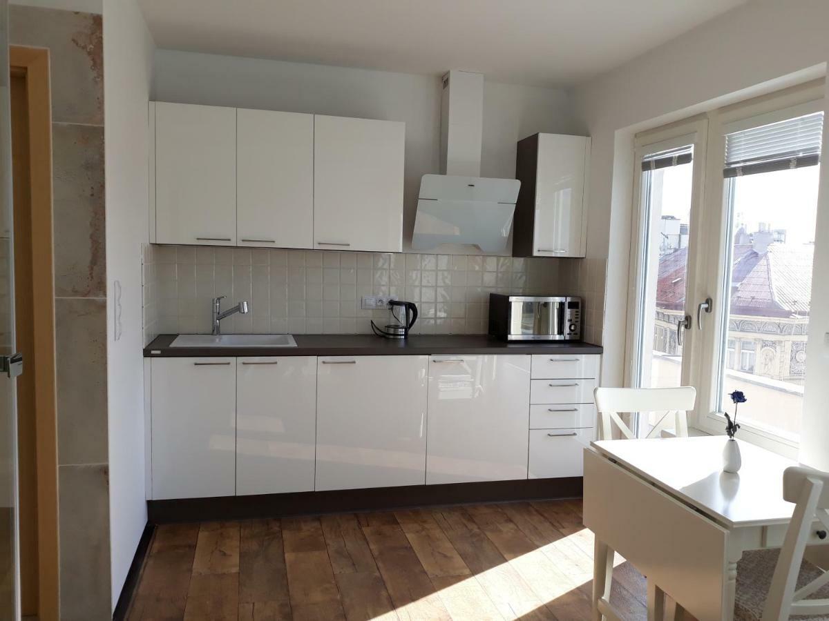 Cool Studio Apartment Prague Ngoại thất bức ảnh